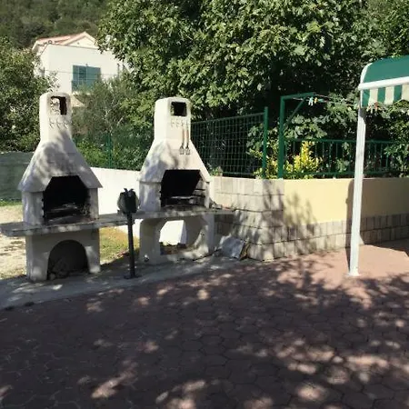 Vila Martina Holiday home *